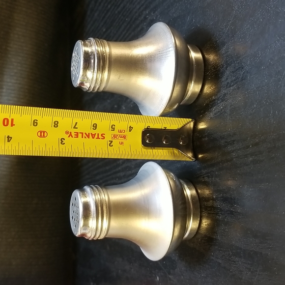 Depression Era Aluminum No Tip Weighted Salt & Pepper Shakers - Picture 7 of 11
